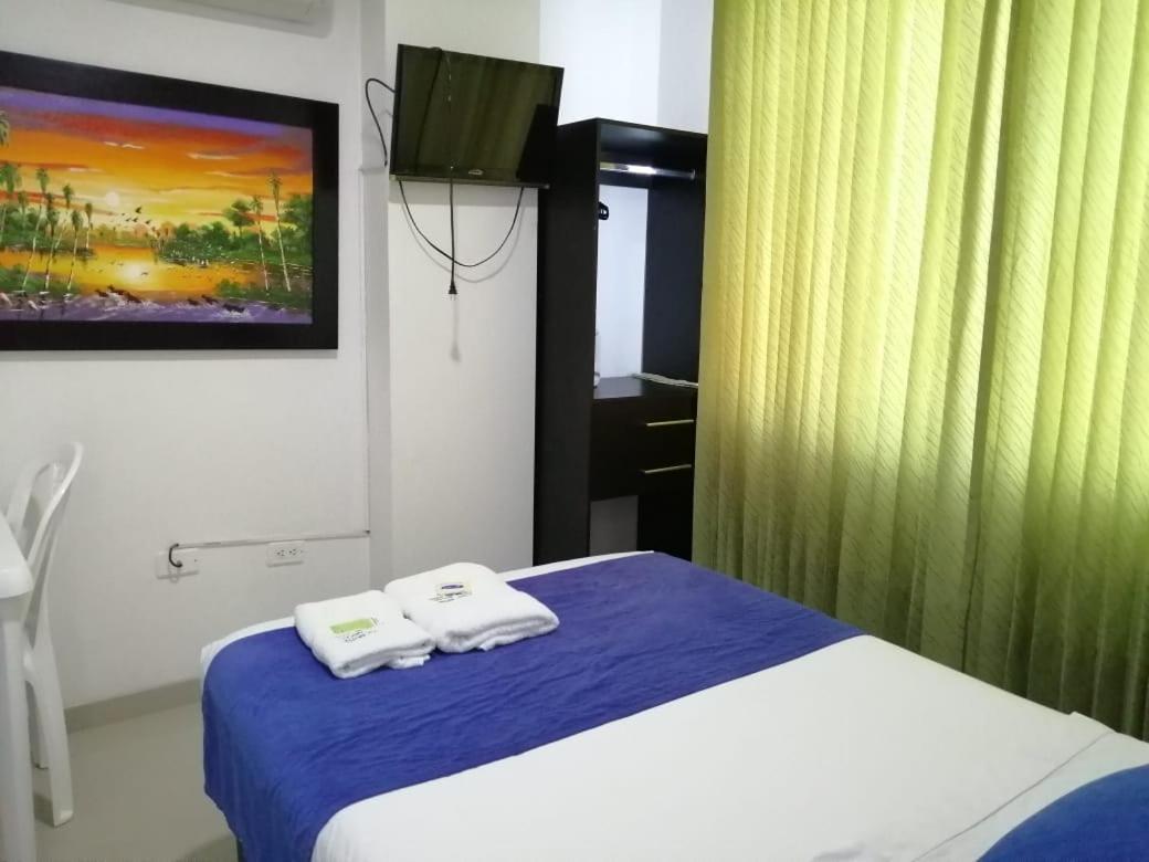 Hotel Azulejo Del Llano โยปาล ภายนอก รูปภาพ