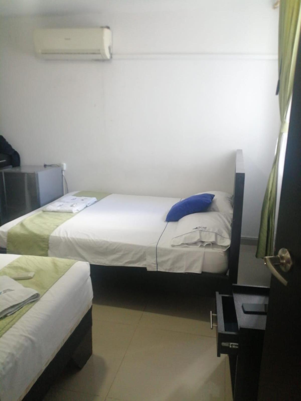 Hotel Azulejo Del Llano โยปาล ภายนอก รูปภาพ