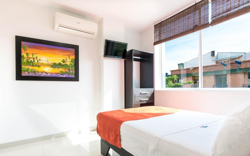 Hotel Azulejo Del Llano โยปาล ภายนอก รูปภาพ