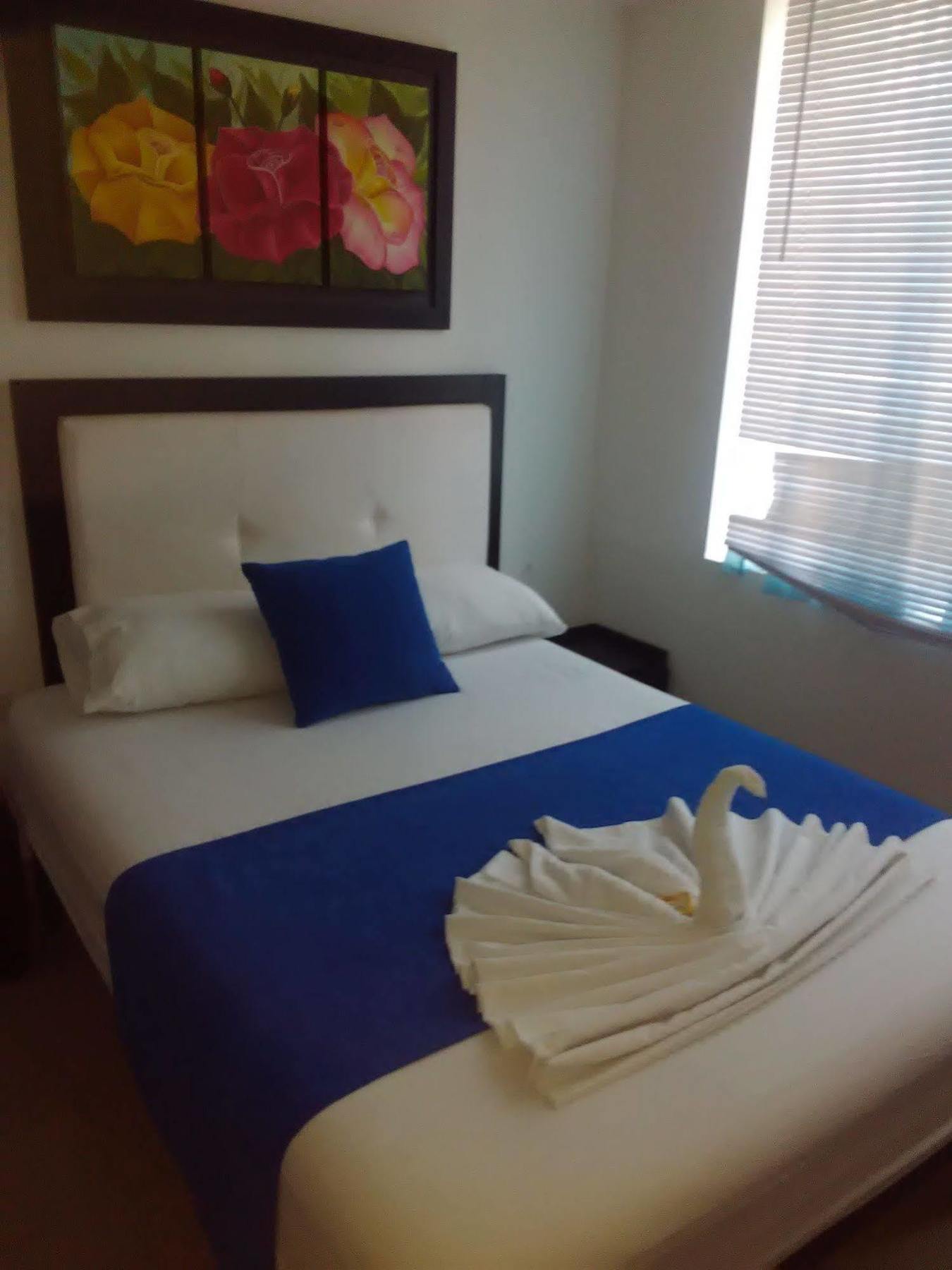 Hotel Azulejo Del Llano โยปาล ภายนอก รูปภาพ